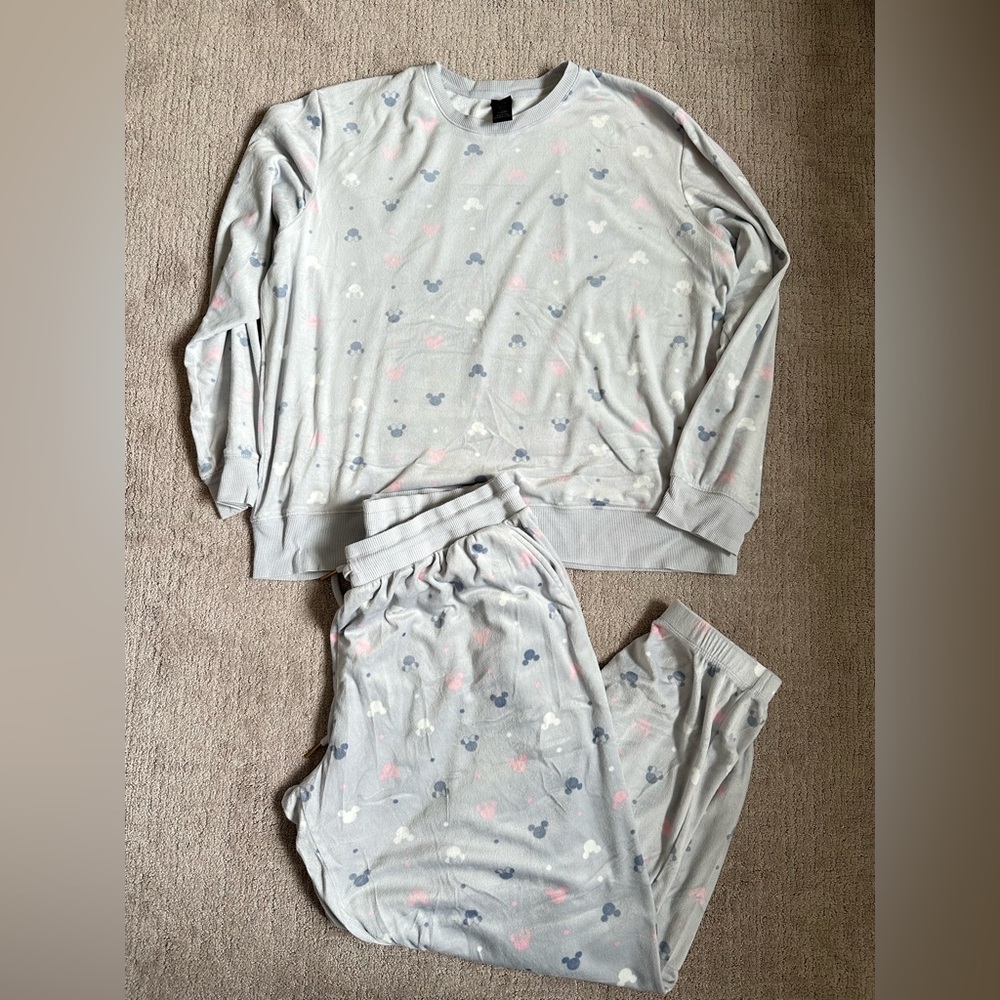 Mickey and Minnie Mouse Long Sleeve Pajama Set